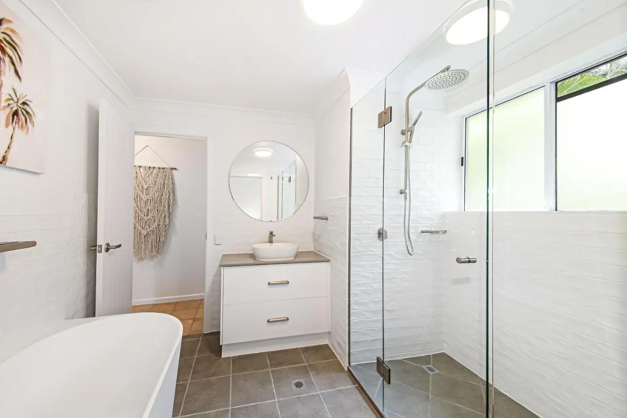 58 Parkyn Luxury Beachfront Apartment Mooloolaba Avustralya