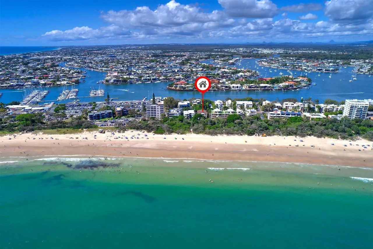58 Parkyn Luxury Beachfront Apartment Mooloolaba